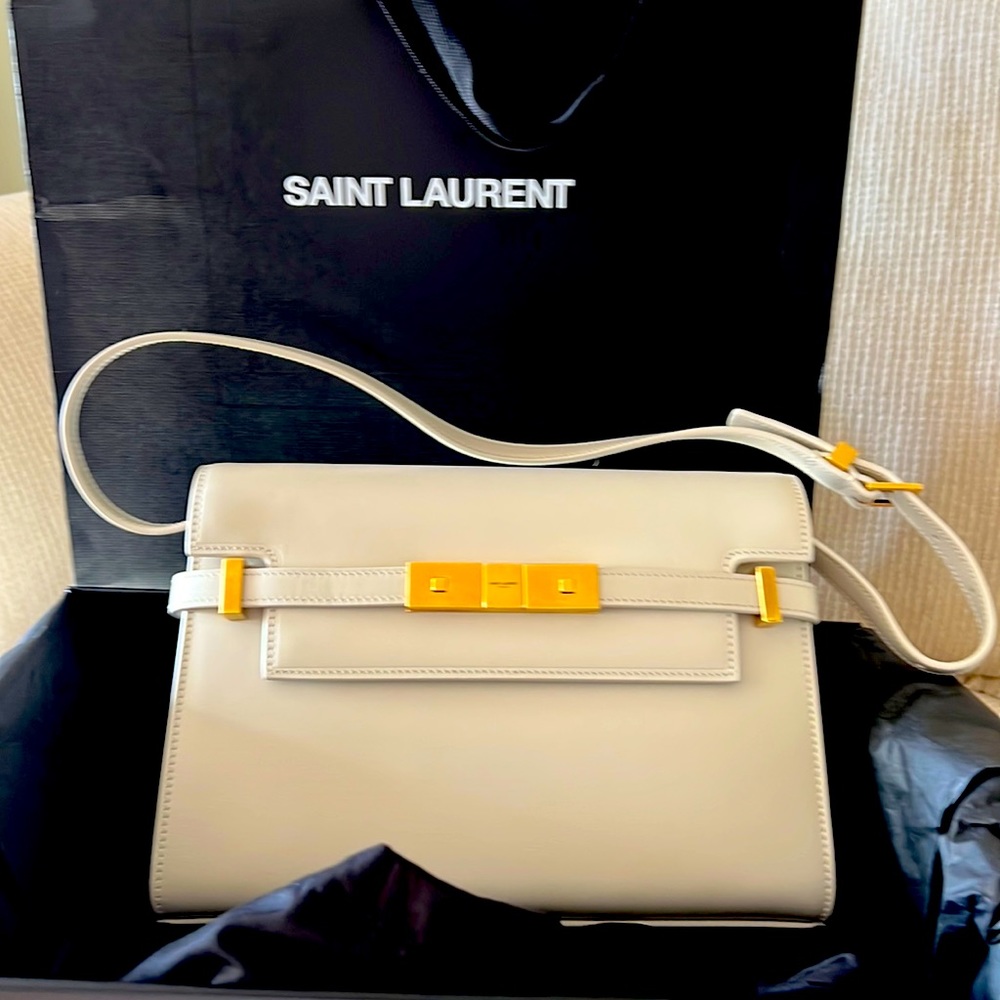Brand new Ysl sac Manhattan very elegant